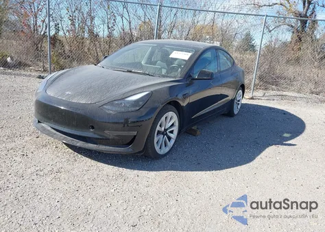 2023 Tesla Model 3 Rear-Wheel Drive z USA, uszkodzony, nr VIN 5YJ3E1EA8PF437990